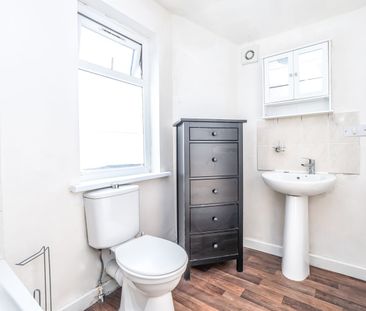 1 Bed Flat, Goldsmith Road, E10 - Photo 5