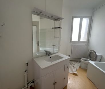 Location Appartement 3 pièces 65m² - Photo 2