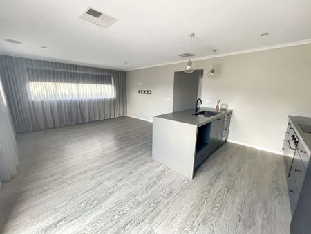 8 Cerberus Lane, Canadian - Photo 5