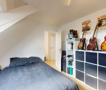 TE HUUR – APPARTEMENT MET 3 SLAAPKAMERS - Photo 1