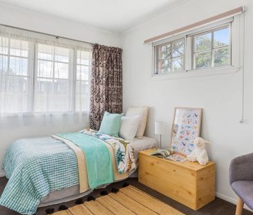 Solid, Sunny, & Supremely Convenient - Photo 5