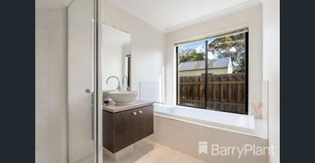 Bathed in light, stunning home. - Photo 5