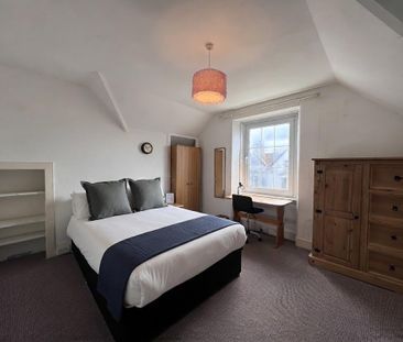 3 bedroom apartment to rent - Photo 3