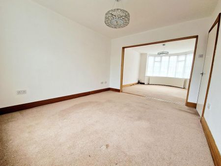 3 bedroom semi-detached house to rent - Photo 5