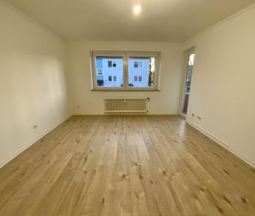 Neuer Laminatboden: Erdgeschosswohnung an der Kahlertstraße frei! - Foto 1