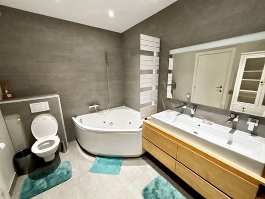 Appartement te huur - Photo 1