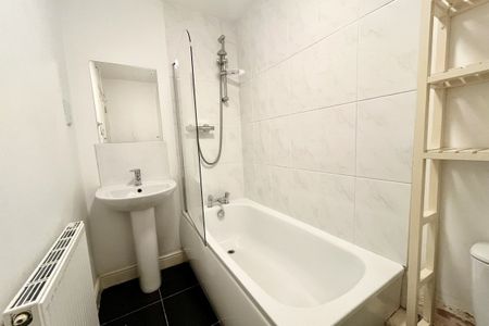 Halifax Road - Photo 4