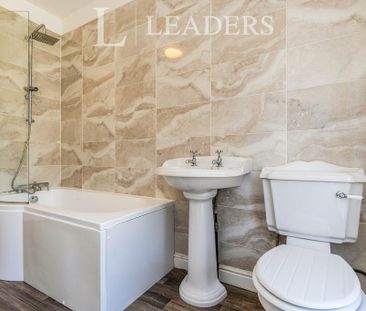 2 bedroom terraced house to rent - Photo 6