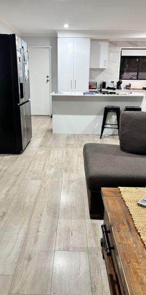 Daisy Hill - Photo 1