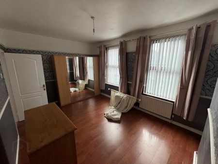 13 Cranburn Street, Belfast, BT14 6BB - Photo 3