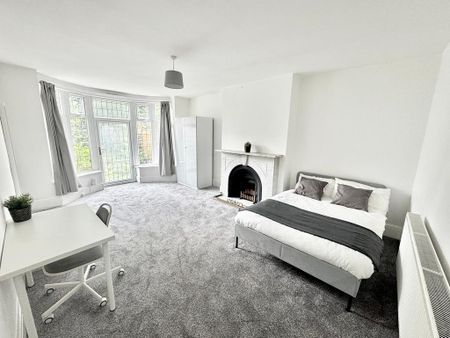 2 bedroom flat to rent - Photo 4