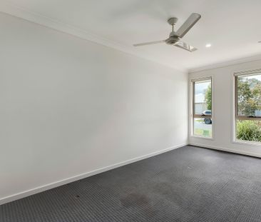 13 Felicity St, Morayfield QLD 4506 - House For Rent | Domain - Photo 2