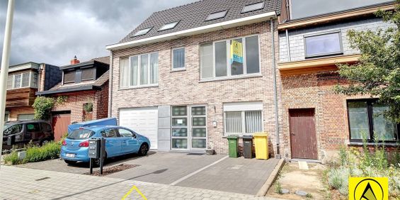 Appartement te huur in Ranst voor € 850 met 2 slaapkamers - Photo 3