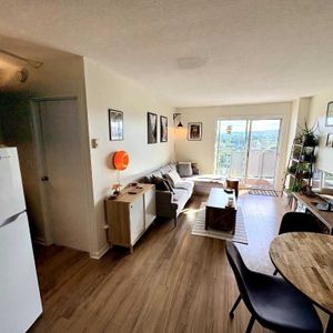 Cession de bail - 3¹/² au 17ᵉ étage à Hull - Tout inclus, vue exceptionnelle / Lease assignment - 1 bed 1 bath in Hull - All inclusive, stunning view - Photo 2