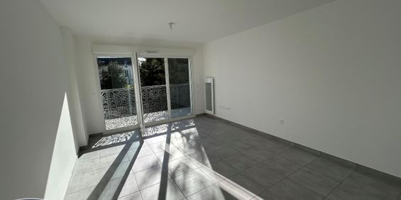 Location Appartement 1 pièce 28m² CLERMONT FERRAND 63000 - Photo 3