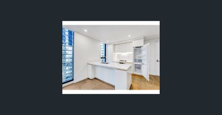 Modern Luxury Living in TRIO I Near New 2B 2B 1 Carpark Apartment - Photo 2