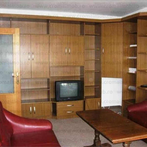 De inchiriat Apartament 3 camere Ploiesti, zona Mihai Viteazul - Fotografie 1