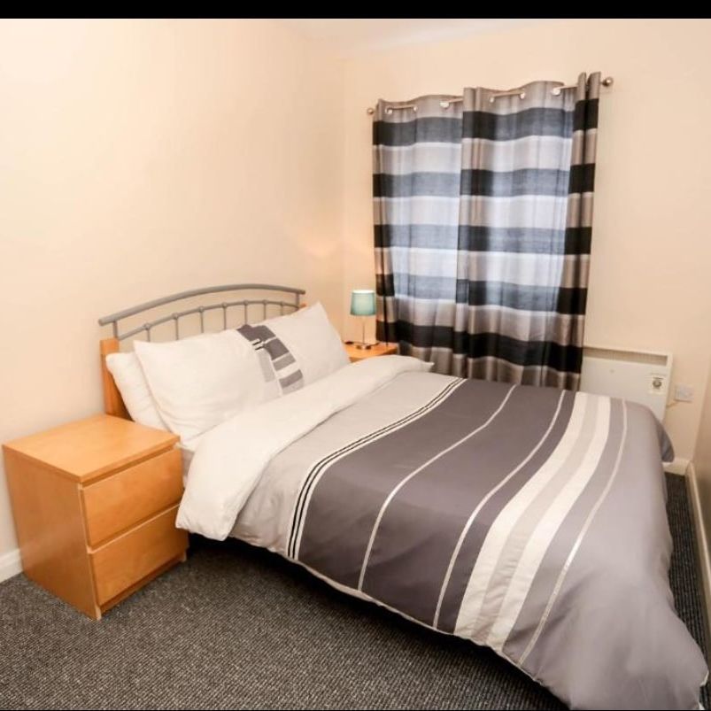 2 Bed Flat, Caminada House, M15 - Photo 1