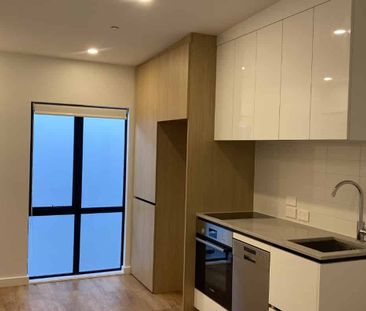 Central City living at it's best - Photo 2