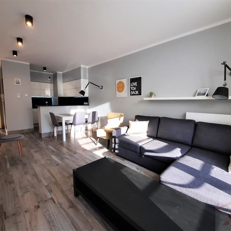 Stare Miasto, 2 pok z balkonem, winda (410458) - Zdjęcie 1