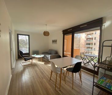 Location Appartement 2 pièces 50m² LA RAVOIRE 73490 - Photo 2