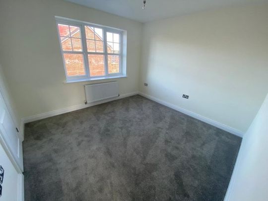 Lovejoy Close, Blackpool - Photo 1