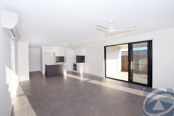 Well-appointed duplex in convenient location - Photo 1