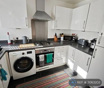 2 bedroom terraced house to rent - Photo 6