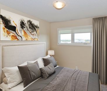 Varsity Place Apartments - Photo 1