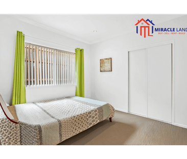 Spacious Modern Family Home - Entertain & Relax in North Lakes - Photo 5