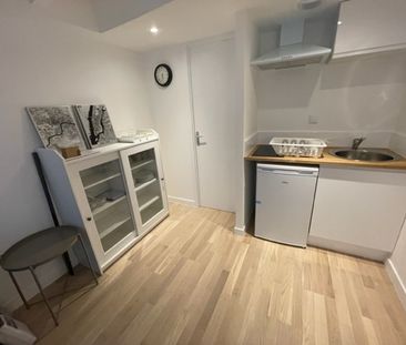 Location Appartement 1 pièce 26m² LILLE 59000 - Photo 1