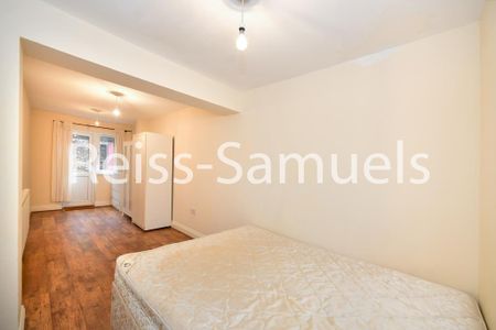 6 bedroom semi-detached house to rent - Photo 3