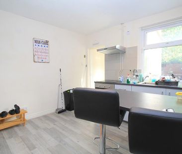 2 bedroom house share to rent - Photo 5