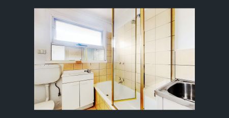 Prime Living in North Melbourne - Photo 4