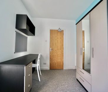 1 Edge Hill - Photo 3