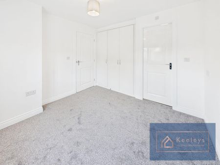 3 bedroom semi-detached house to rent - Photo 4