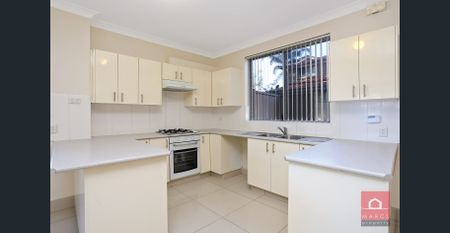 Spacious Family Friendly Home! - Photo 3