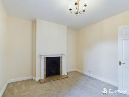2 bedroom terraced house to rent - Photo 2