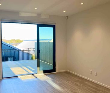 Brand New Three Bedroom Home - Photo 3