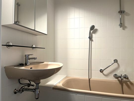Gerenoveerd appartement gelegen in het centrum van Herentals - Photo 1
