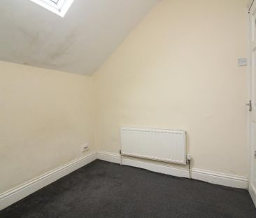 3 bedroom end of terrace house to rent - Photo 6