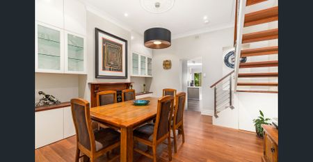 Updated home of premium style and comfort. - Photo 3