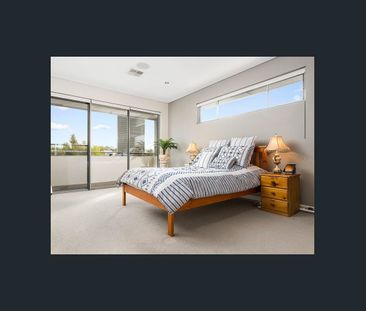 Perfect Family Home | Amazing Location | Spacious & Modern - Photo 4