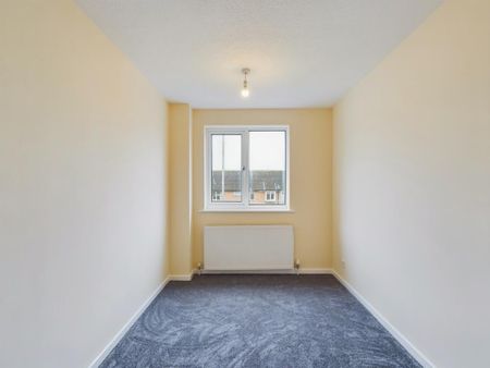 2 bedroom end of terrace house to rent - Photo 5