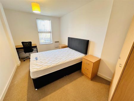 2 bedroom apartment to rent - Photo 3