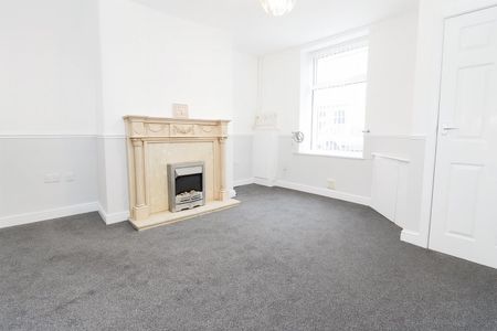 2 bedroom House To Let - Photo 3