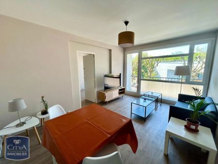Appartement à louer 4 pièces 73.15m² - Photo 2