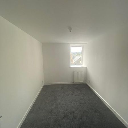 3 bedroom maisonette to rent - Photo 5