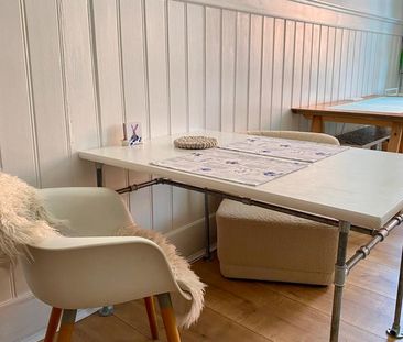 MÖBLIERT - 1-Zimmerwohnung im Altbau - Photo 1