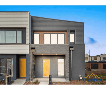 Modern Family Home in a Convenient Location - Photo 2